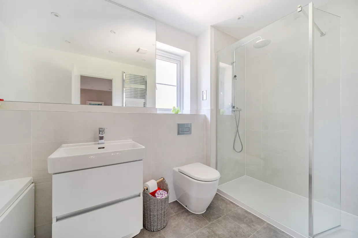 Baker Oats Drive, Farnham, GU10 photo 14