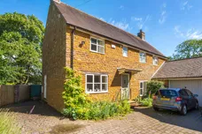 Lime Avenue, Eydon, NN11 photo 1