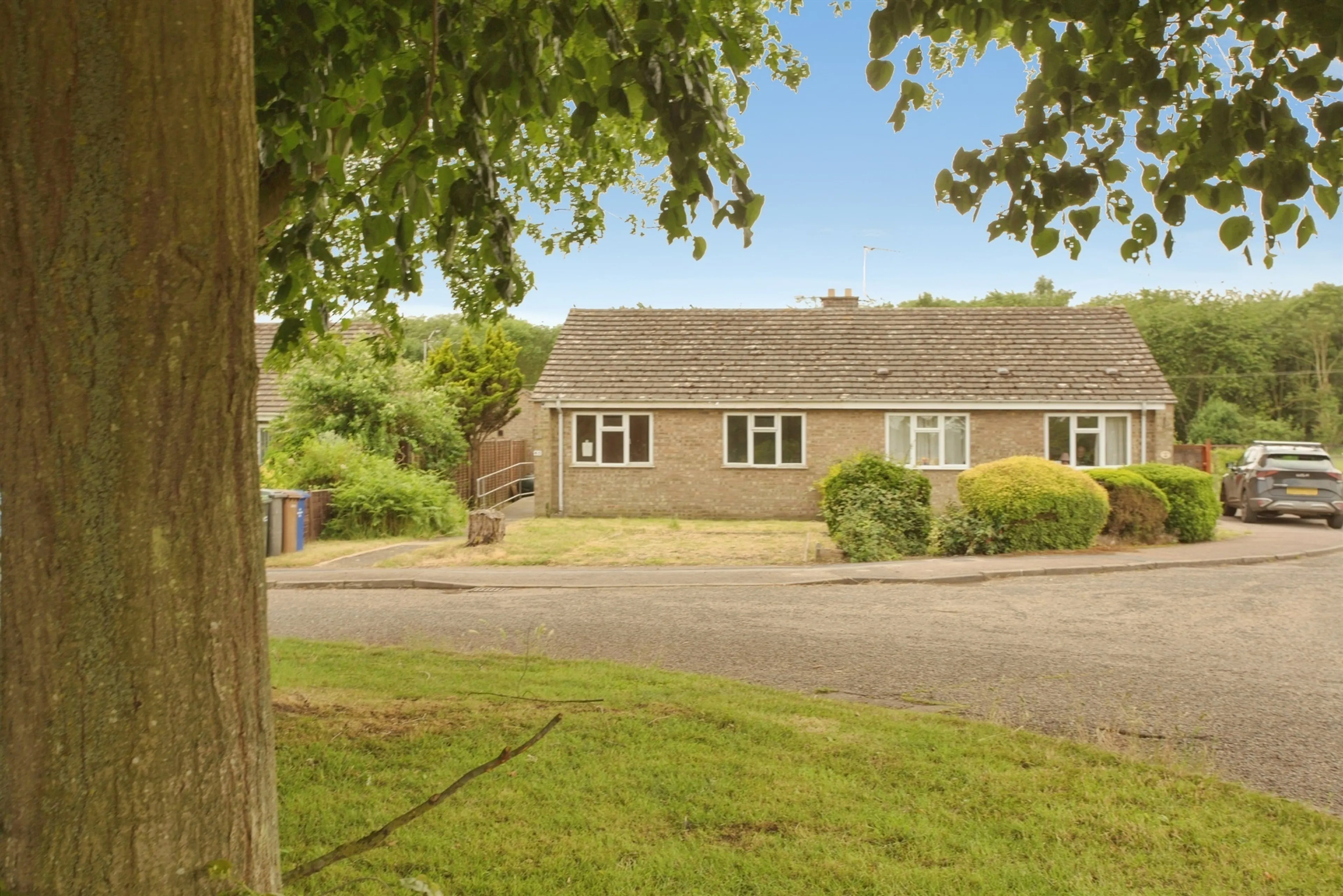 Property at Highwood Crescent, Gazeley, Newmarket