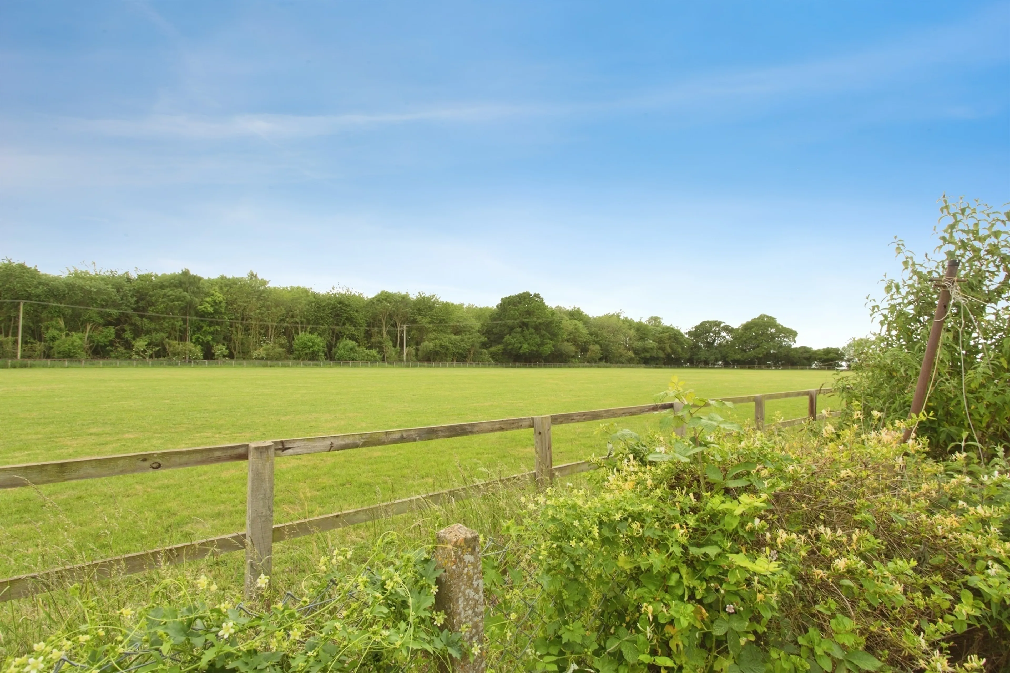 Property at Highwood Crescent, Gazeley, Newmarket