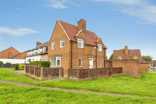 Home Farm Road, WIRRAL, CH49