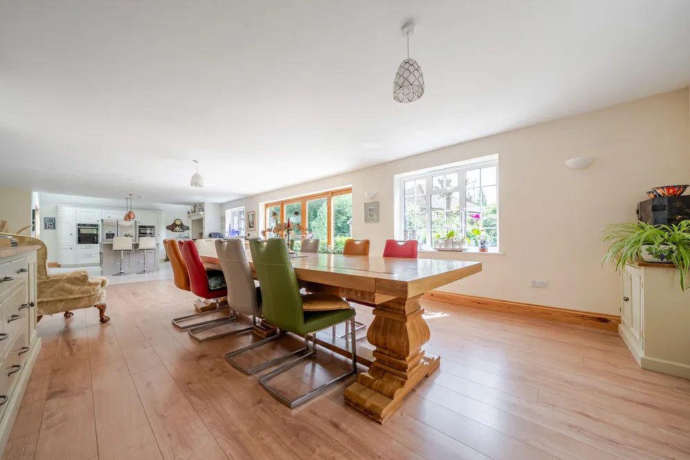 North Park, Gerrards Cross, SL9 photo 4