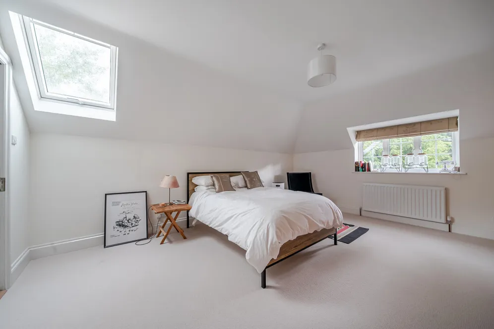 North Park, Gerrards Cross, SL9 photo 10