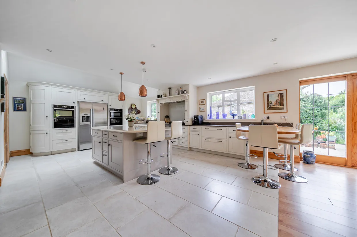 North Park, Gerrards Cross, SL9 photo 12