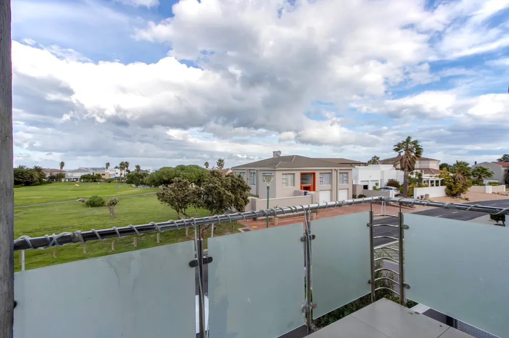 South Africa, Western Cape, Greenways Golf Estate