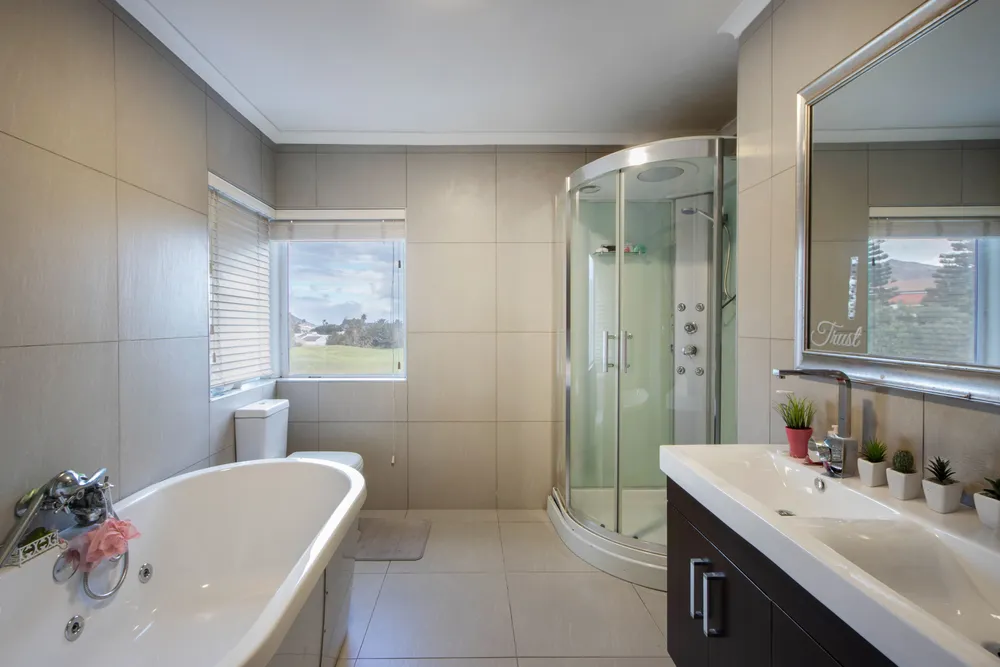 South Africa, Western Cape, Greenways Golf Estate