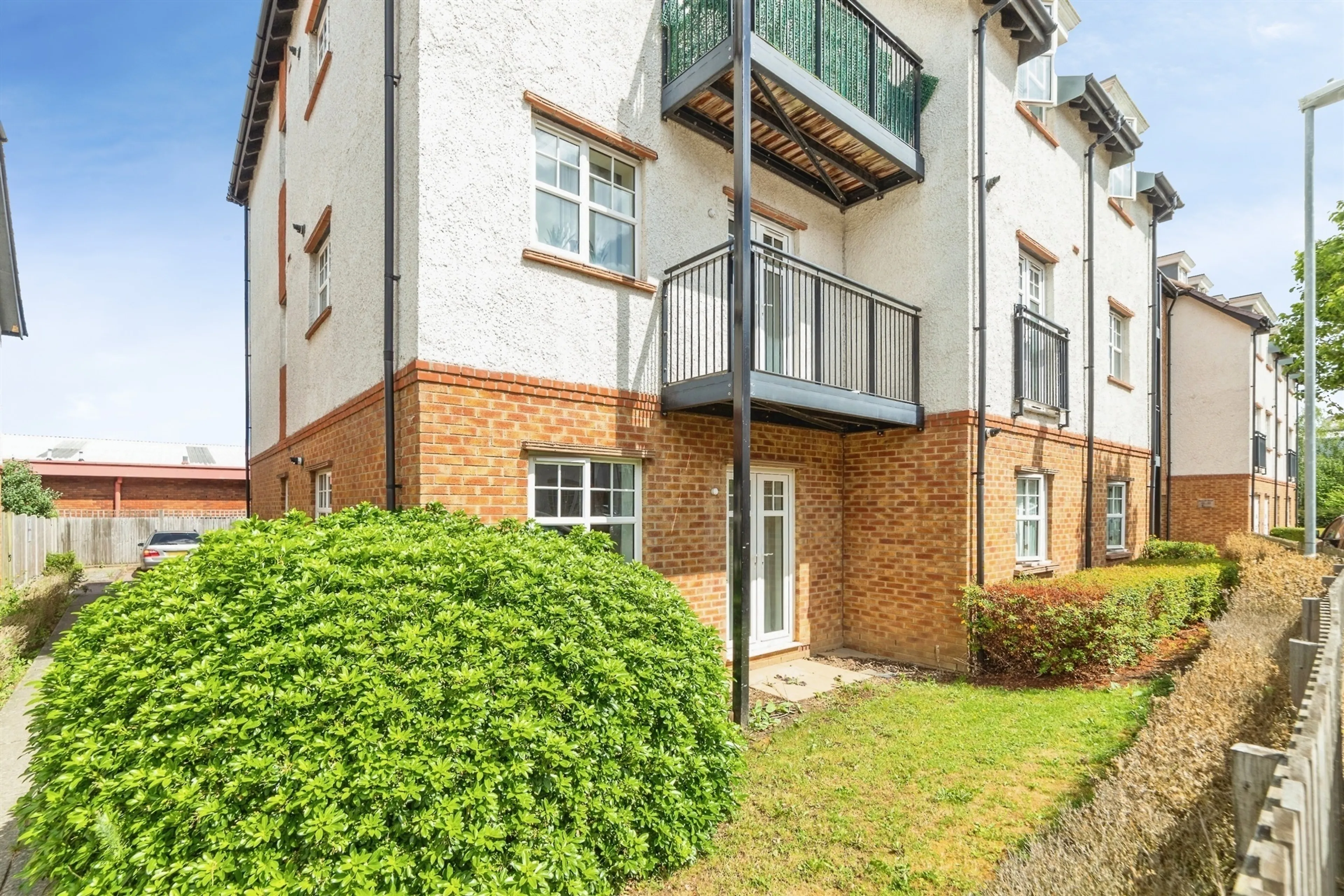 Property photo 0