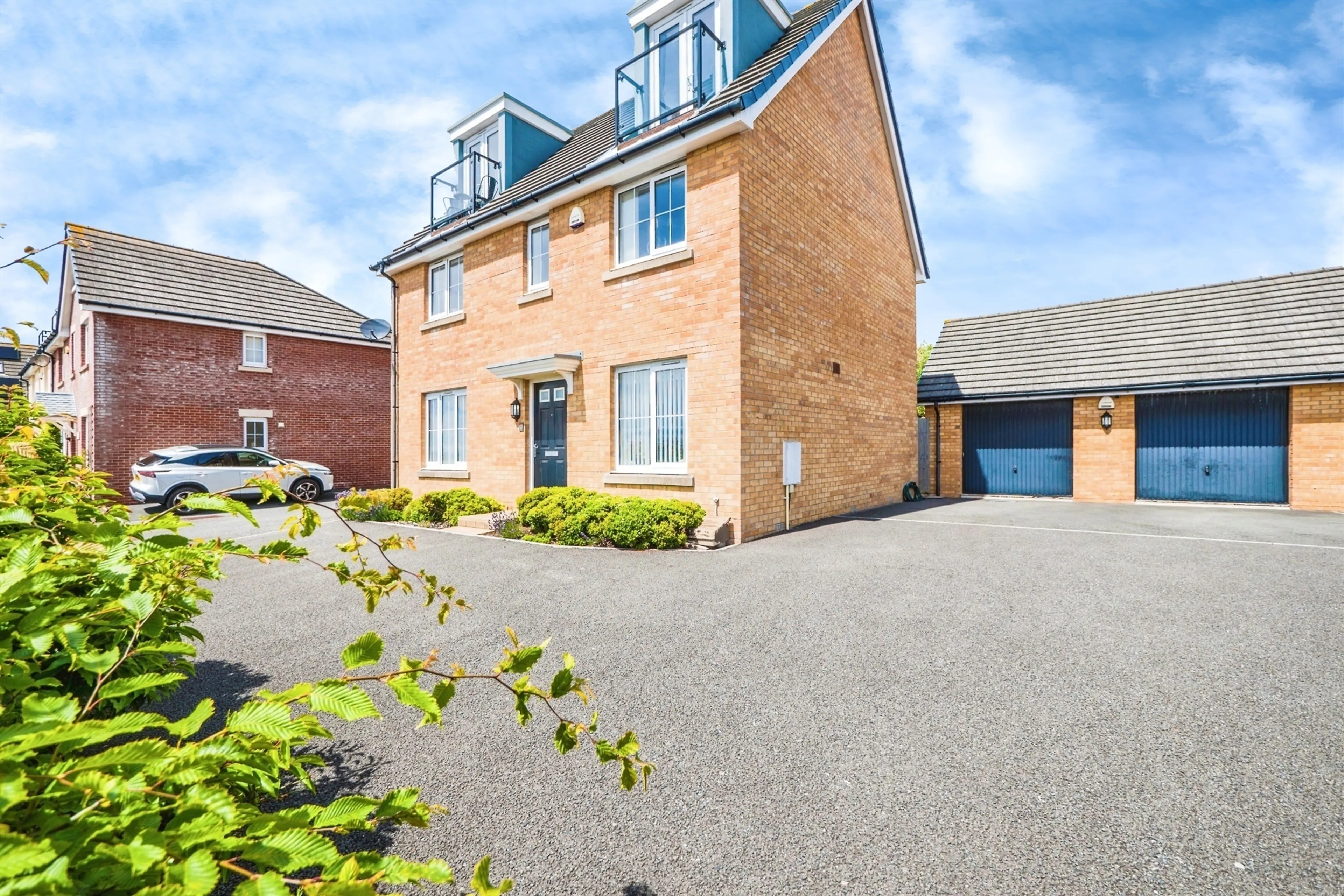 Property at Heol Y Sianel, Rhoose, Barry