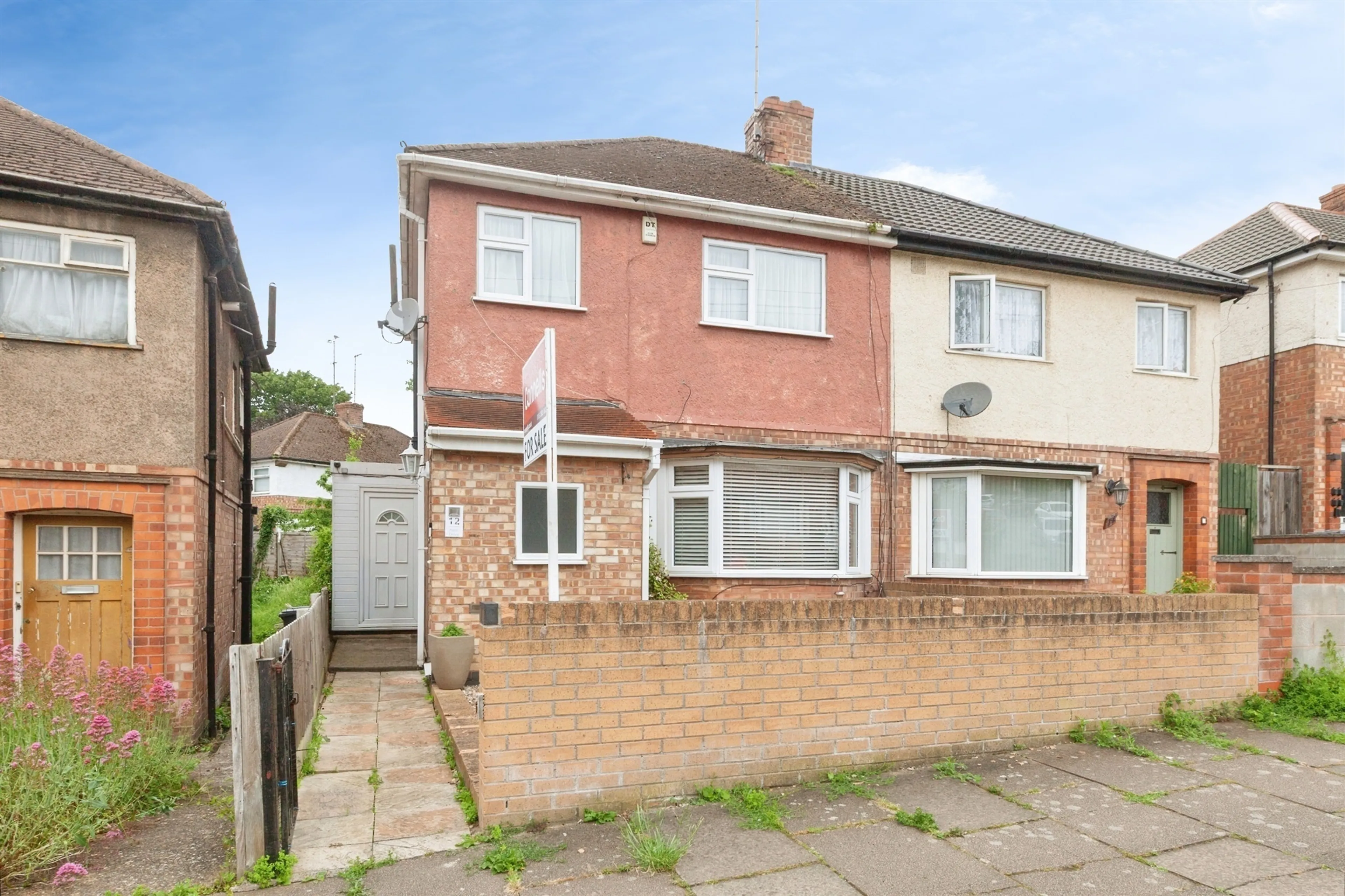 Property photo 0