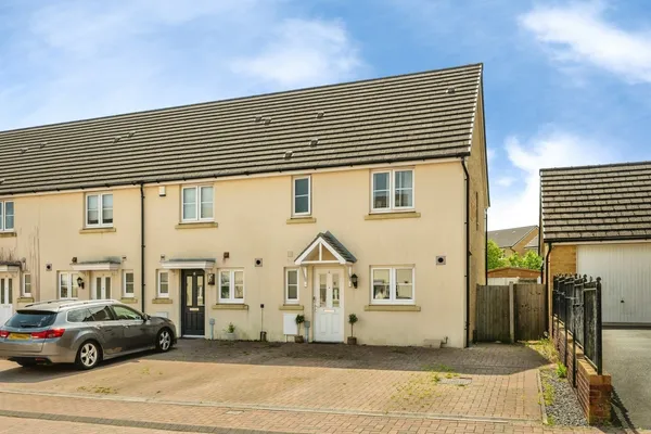 Elm Tree Road, Penllergaer, Swansea, SA4