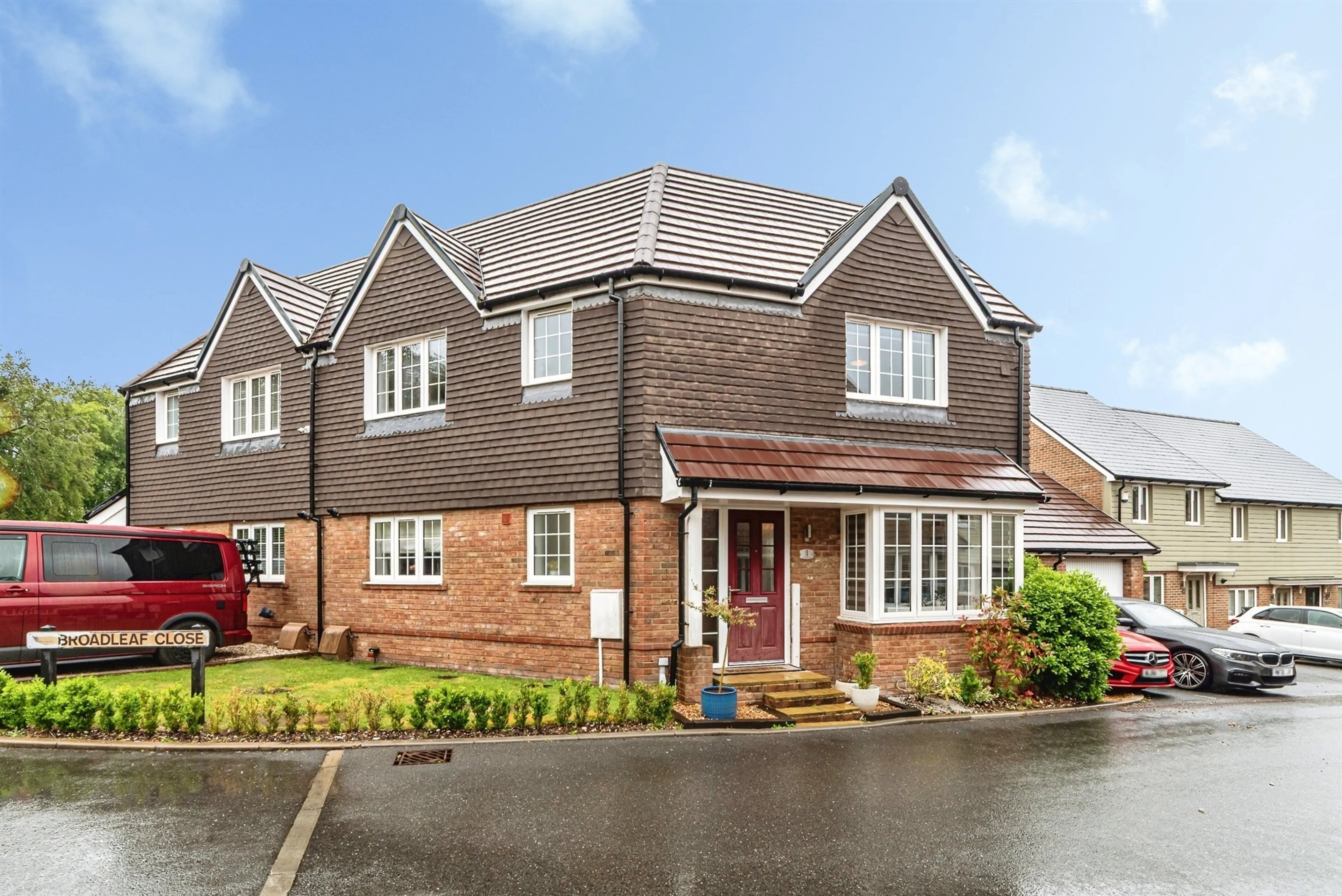 Property photo 0