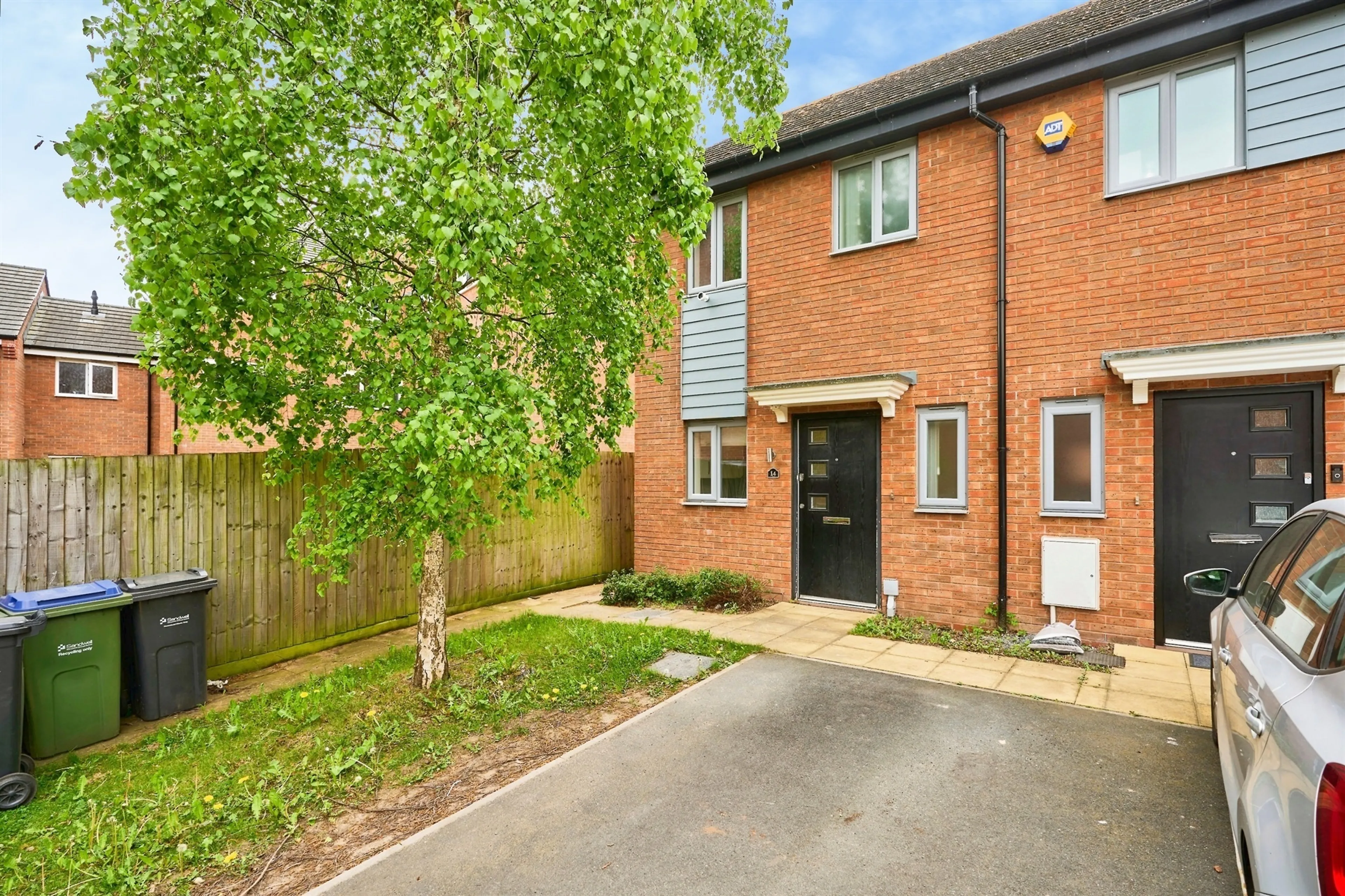 Property photo 0