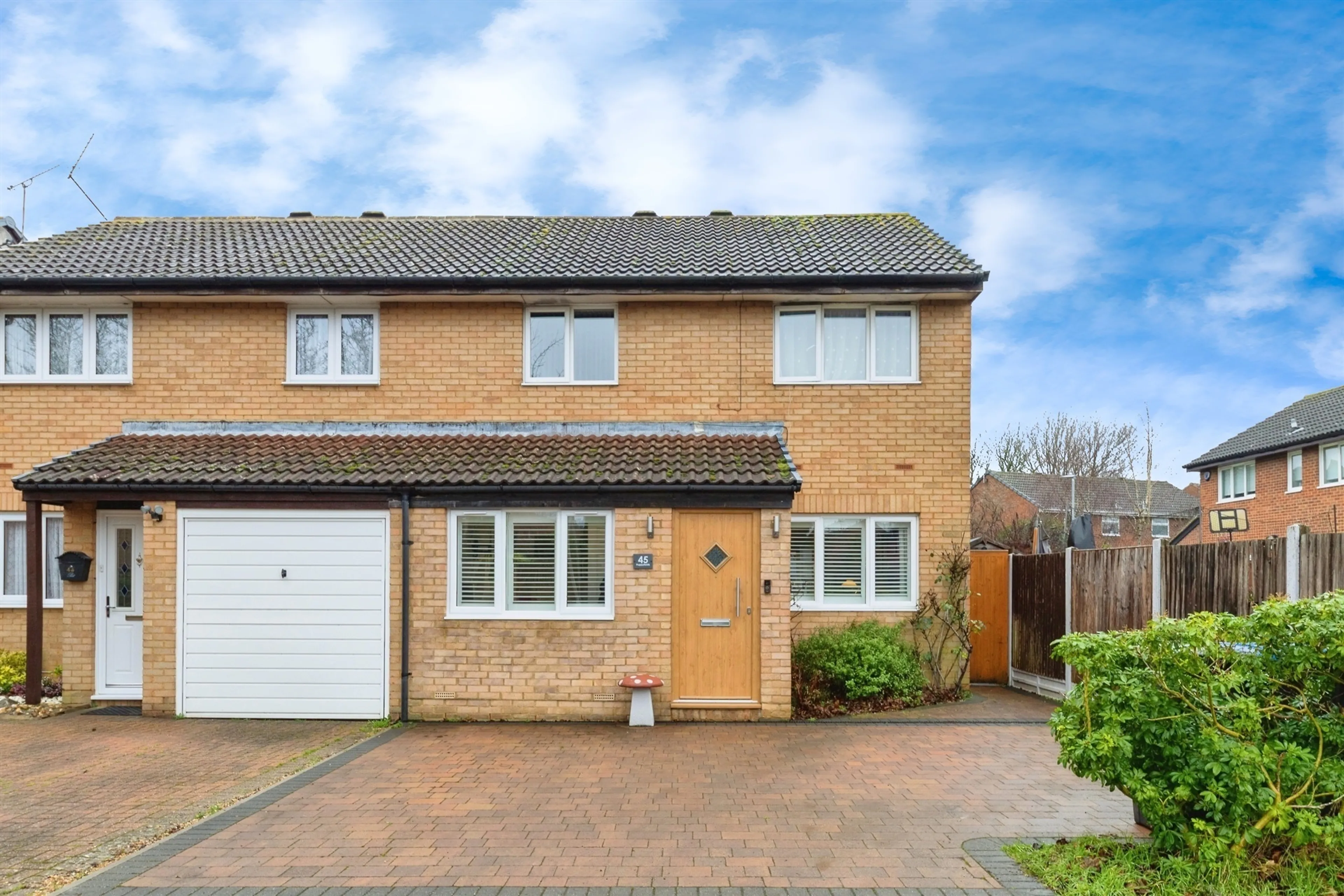 Property photo 0