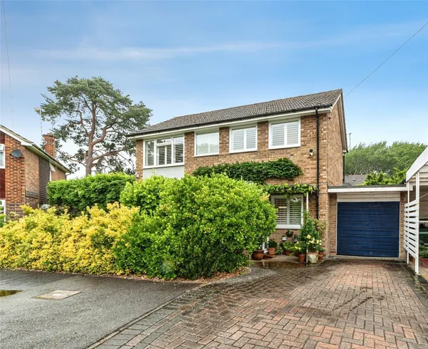 Whitehill Close, Camberley, Surrey, GU15