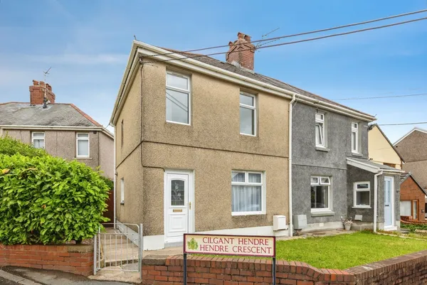 Hendre Crescent, Llangennech, Llanell...