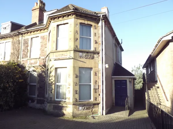 Gloucester Road North, Filton
