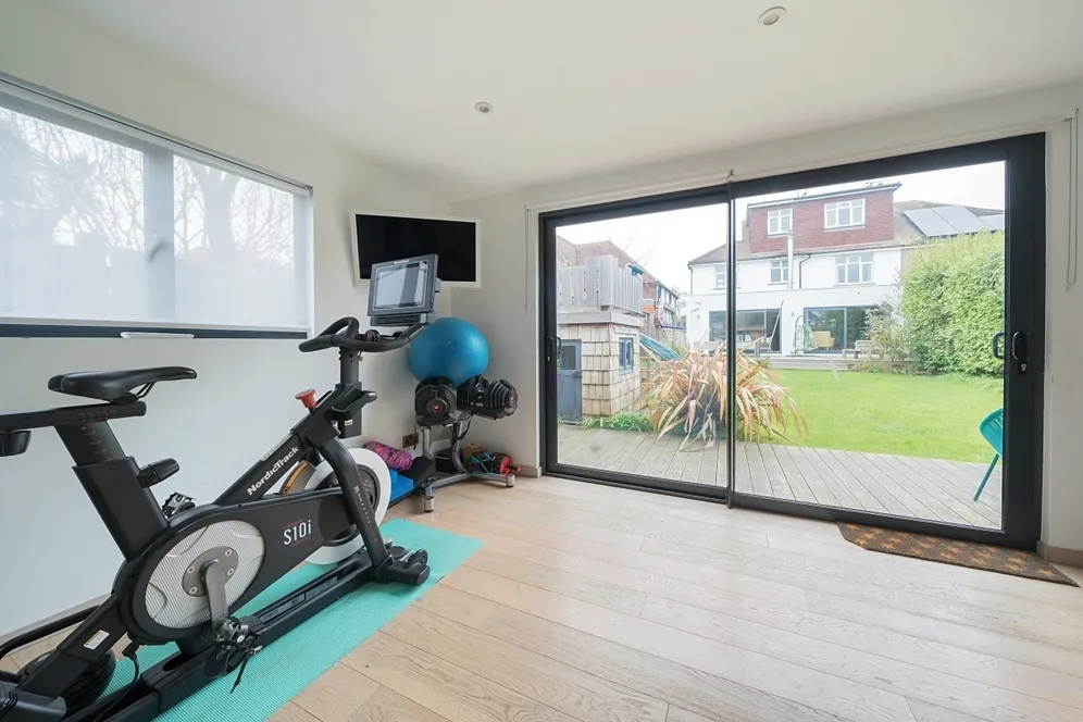 Woodhouse Road Hove BN3 photo 13