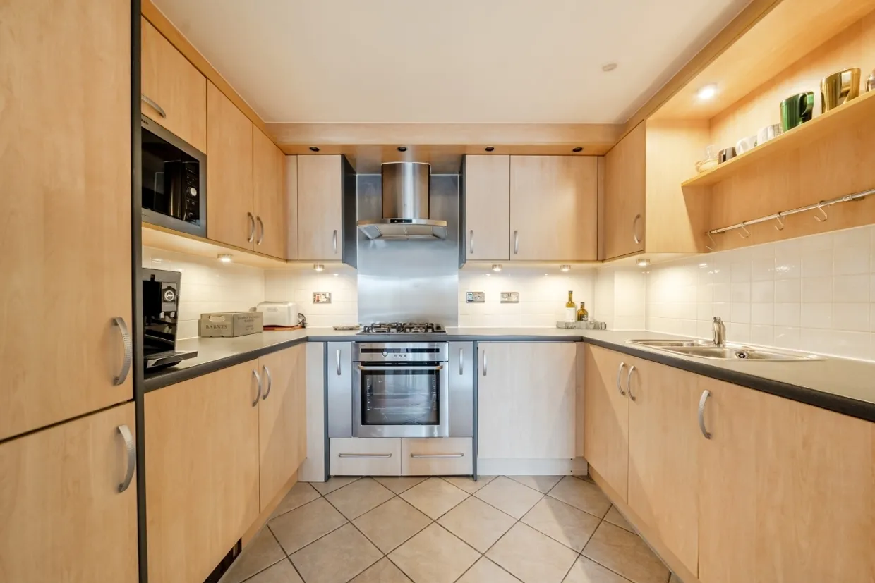 6-9 Market Place Kingston upon Thames KT1 photo 2