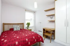 Caversham Road Kingston upon Thames KT1 photo 5