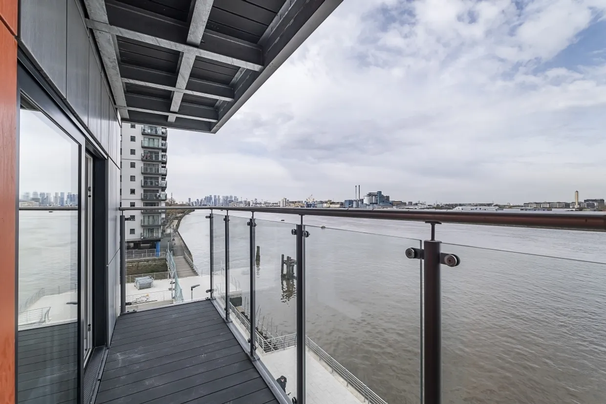1 Mast Quay London SE18 photo 8