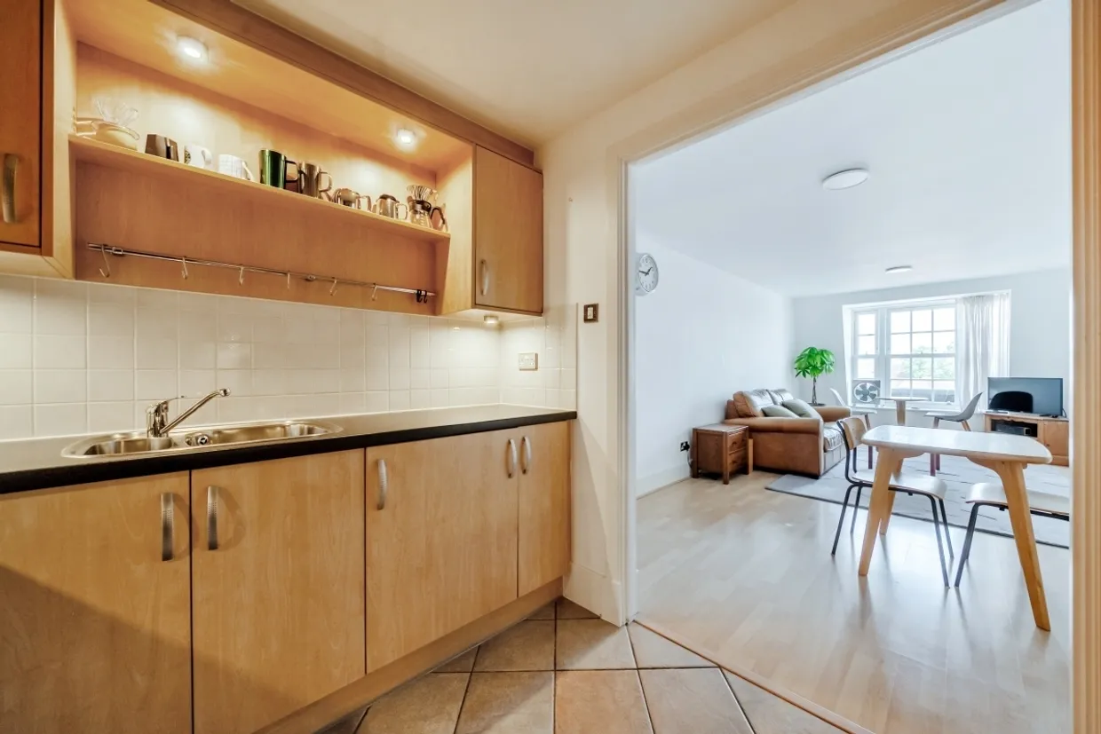 6-9 Market Place Kingston upon Thames KT1 photo 6