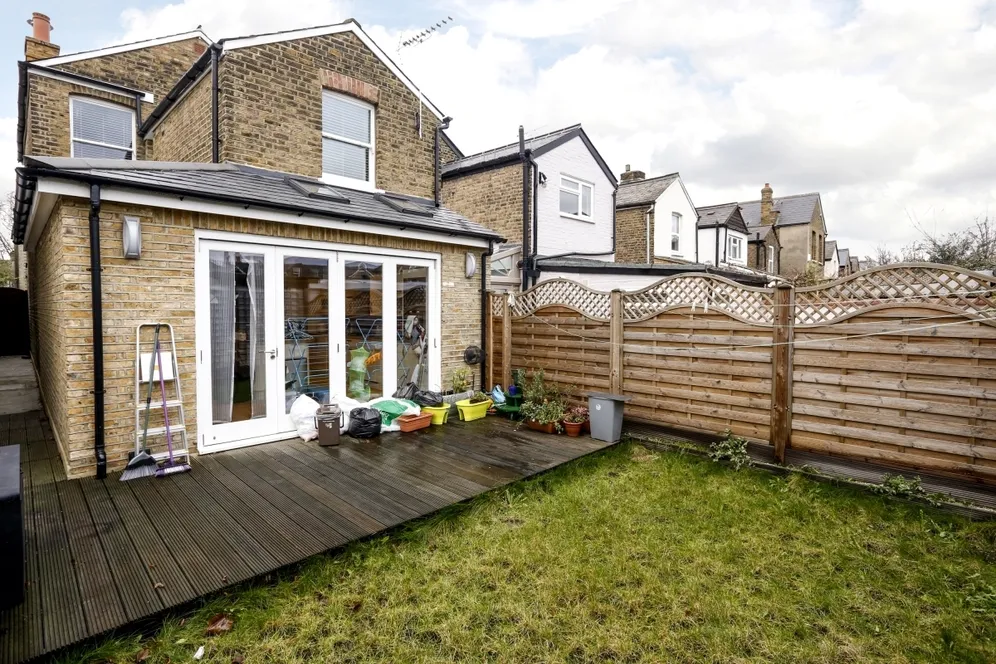 Caversham Road Kingston upon Thames KT1 photo 8