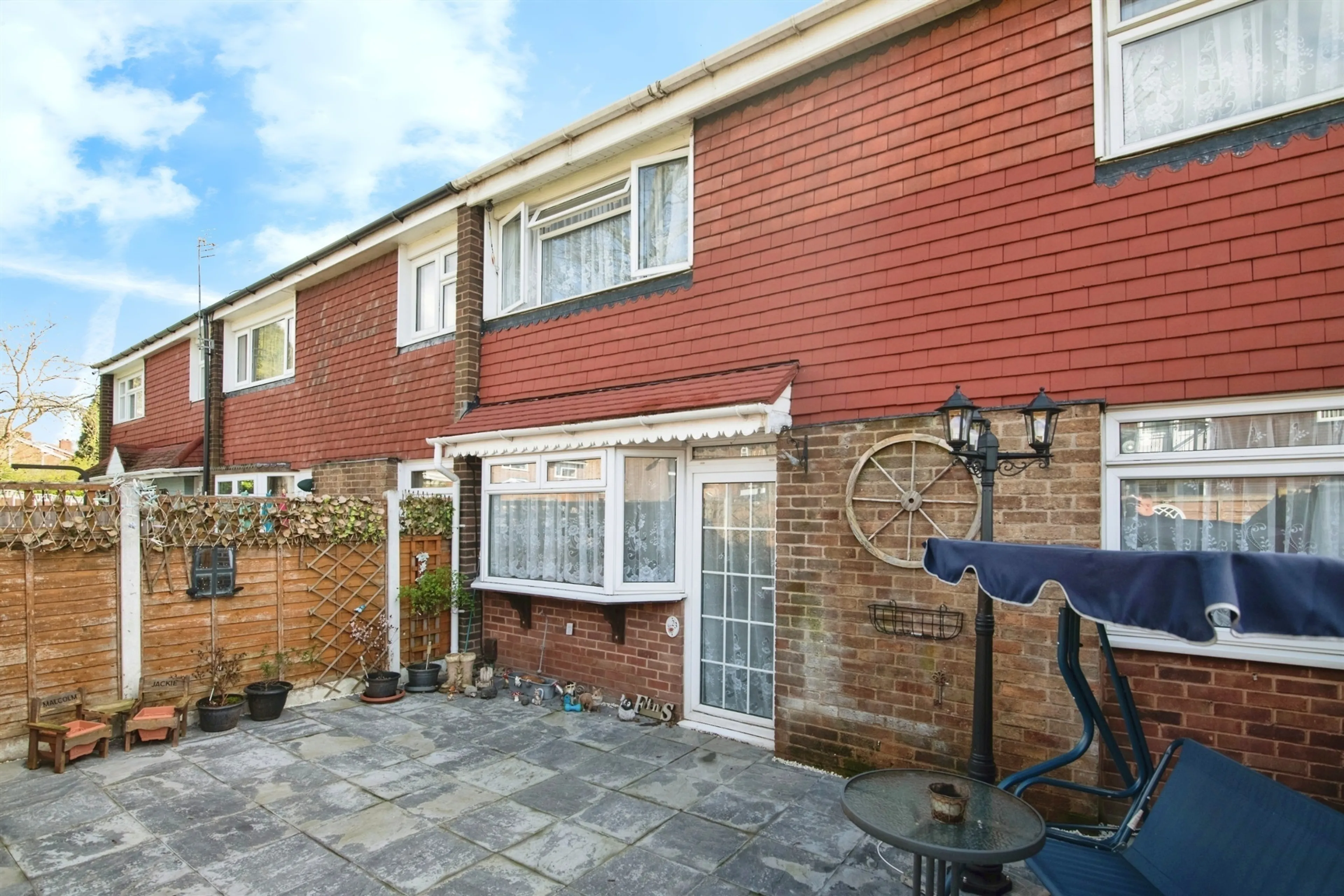 Property photo 0