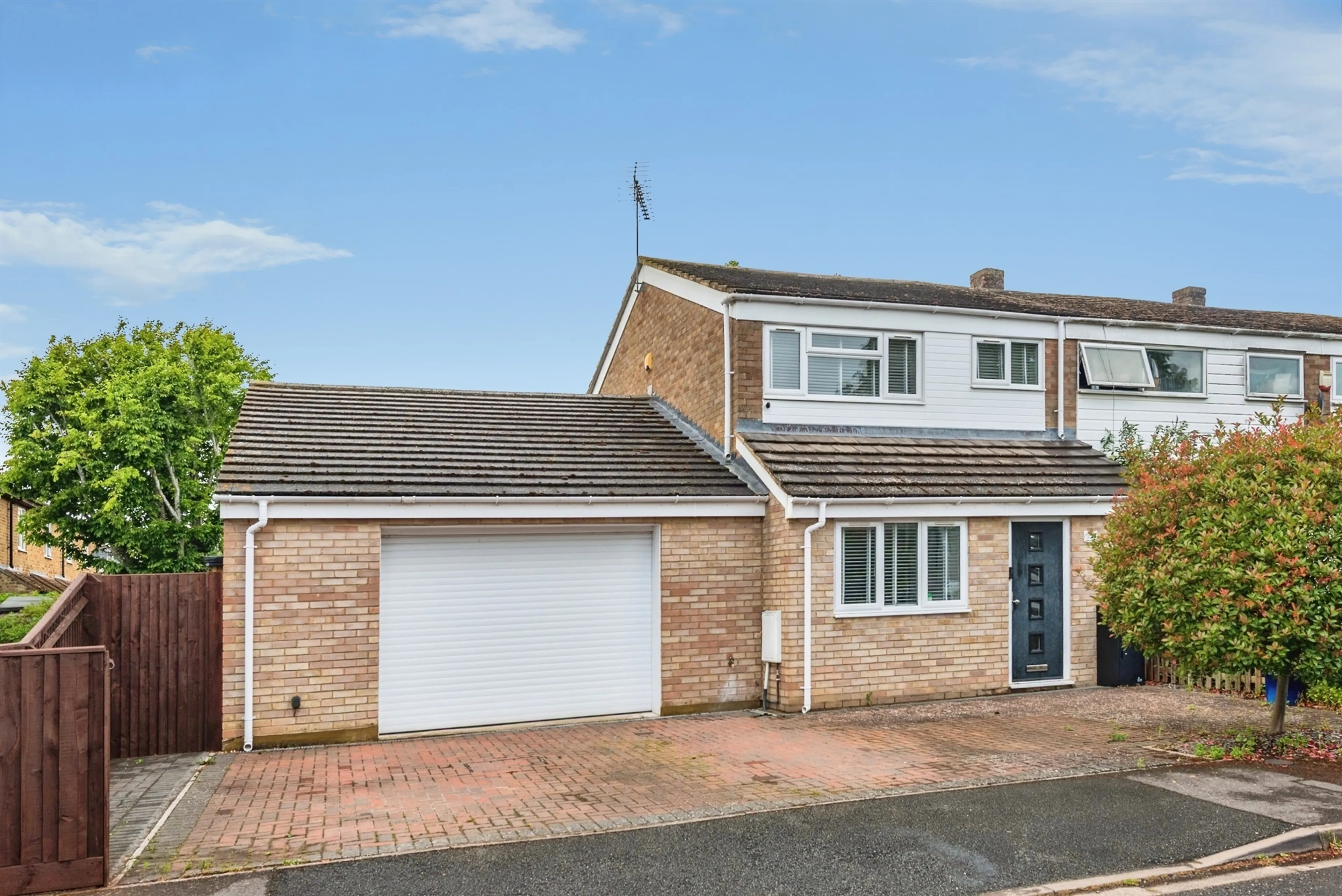 Property at Caldecott Close, ABINGDON
