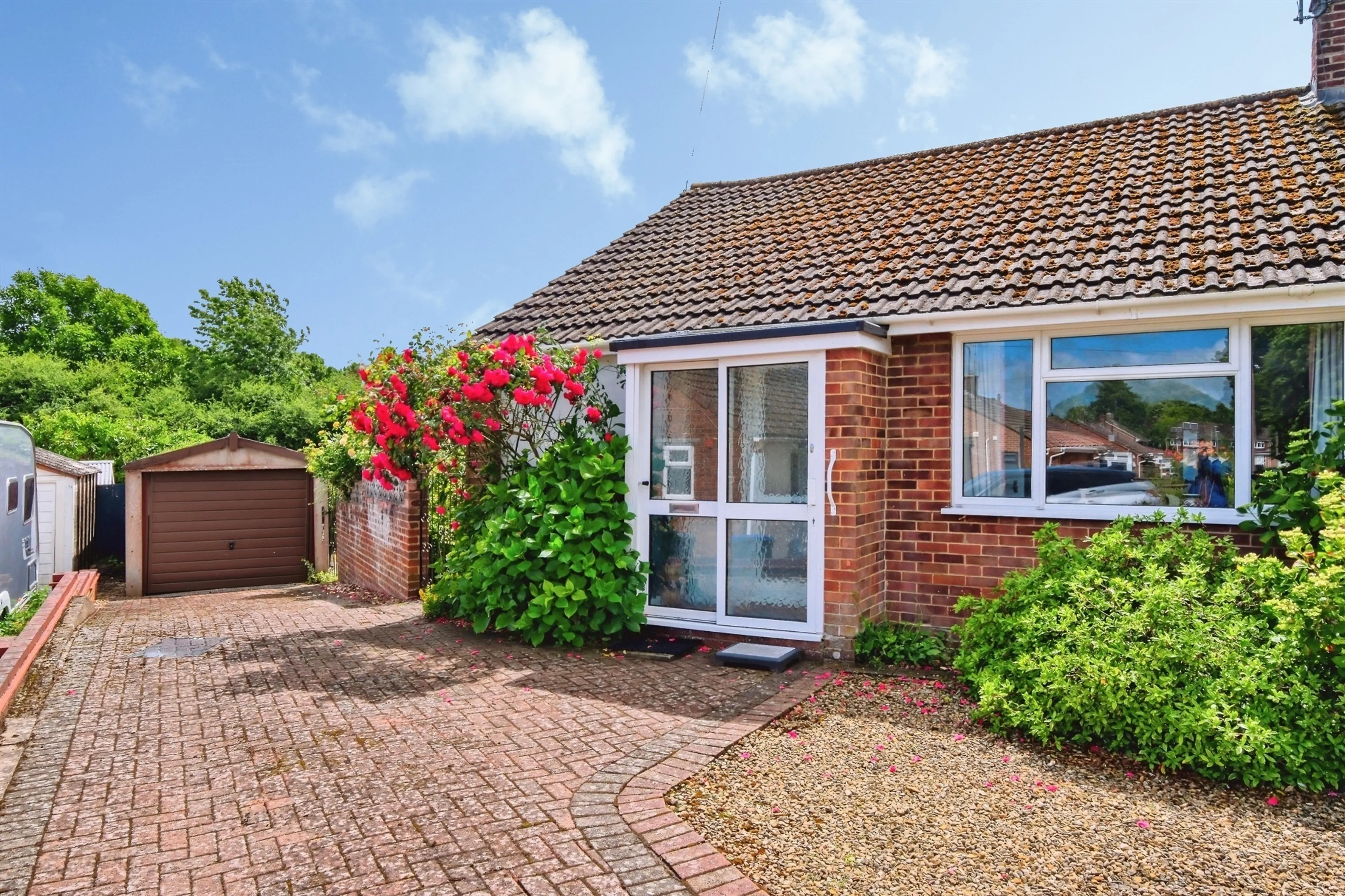 Property photo 0