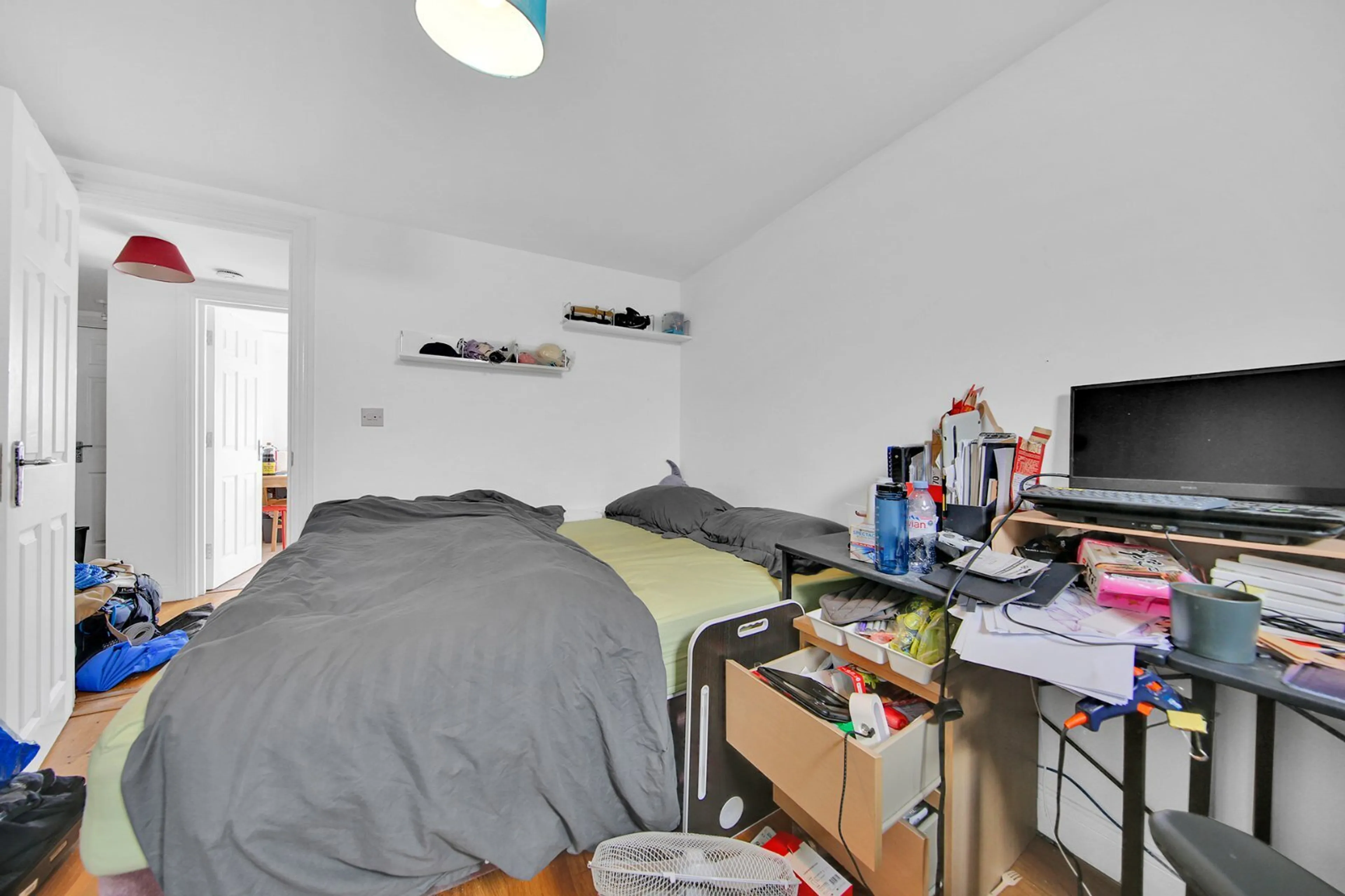 Photo 6
