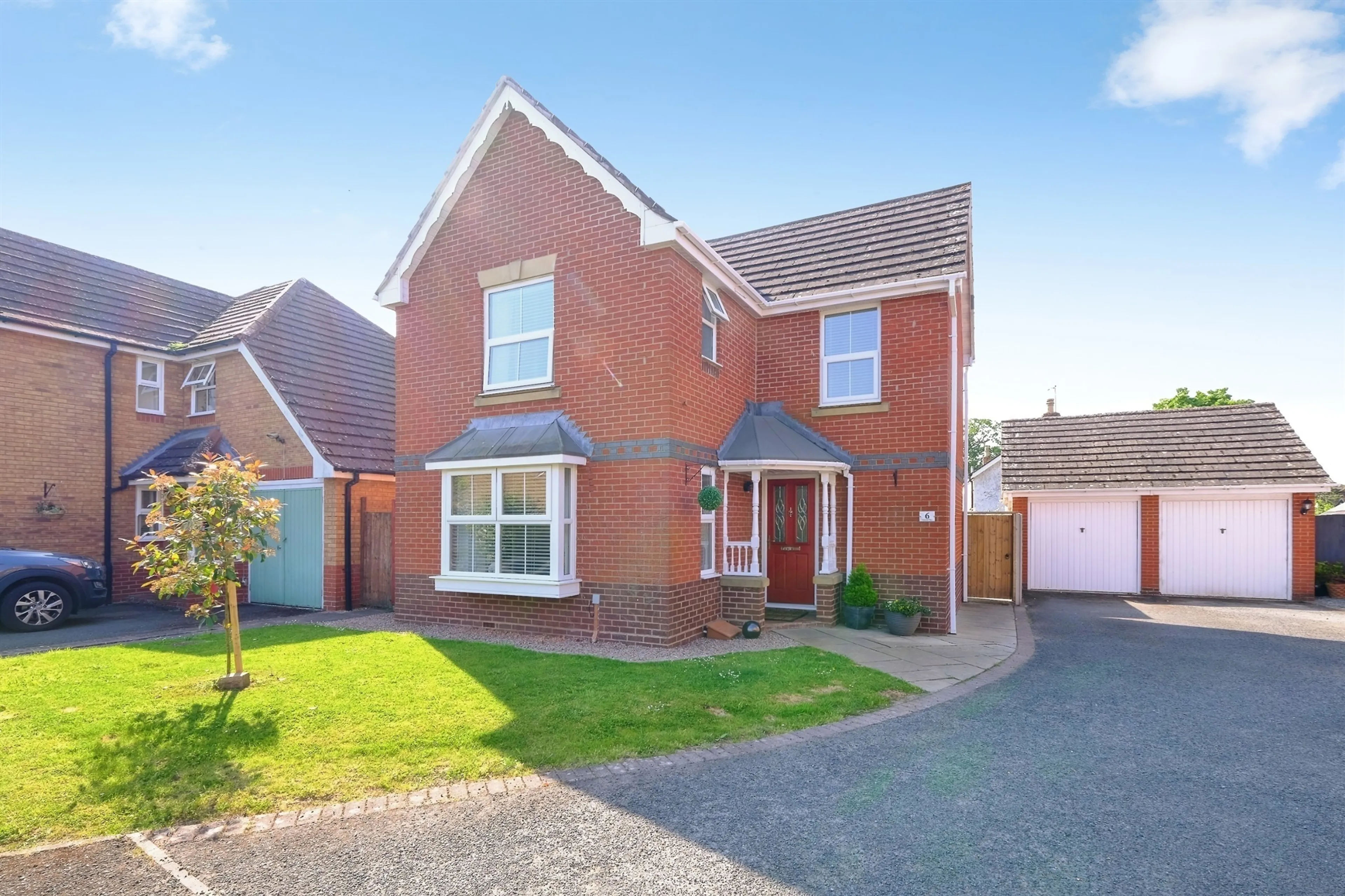 Property photo 0