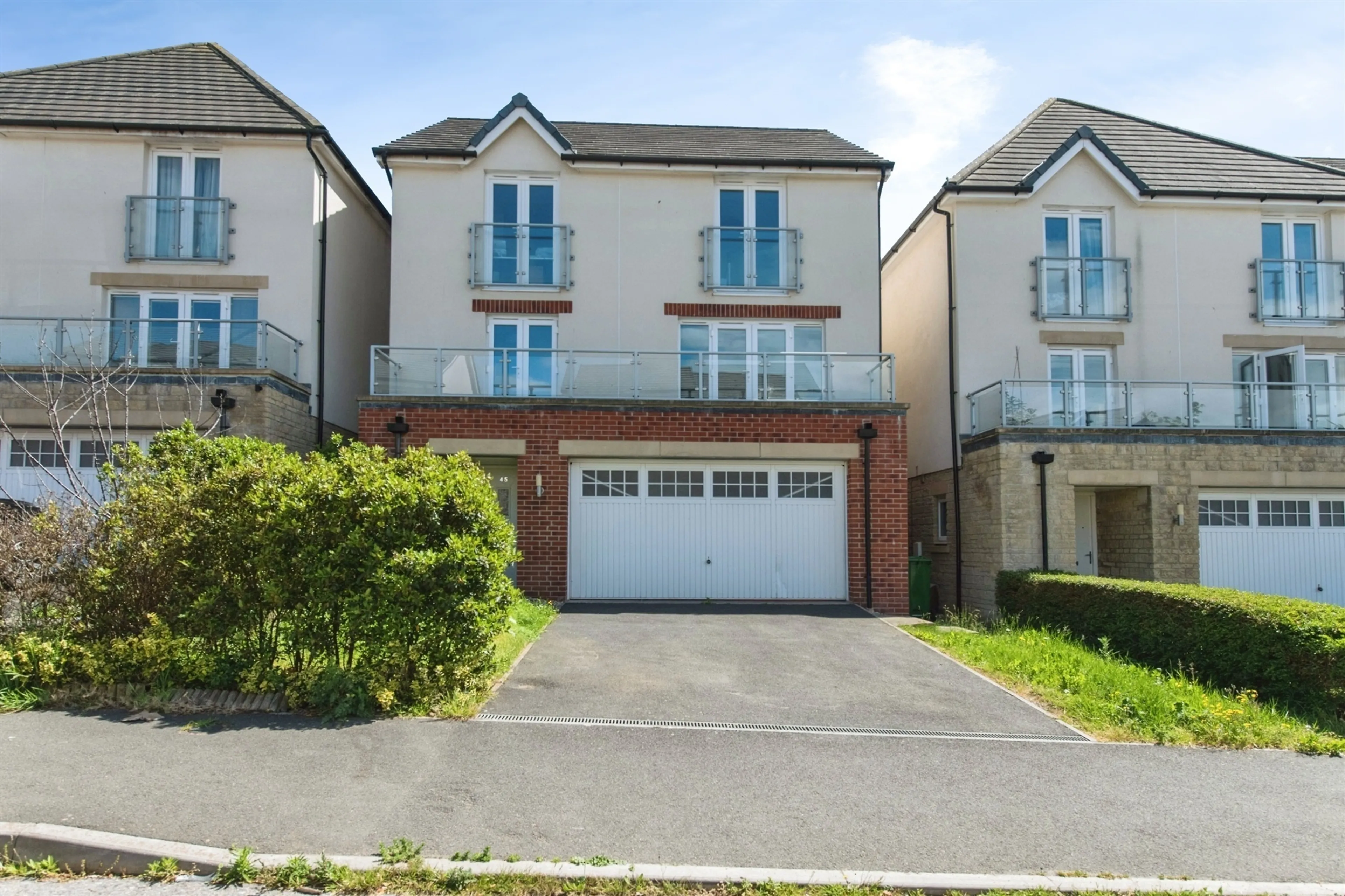 Property at Cloakham Drive, Axminster