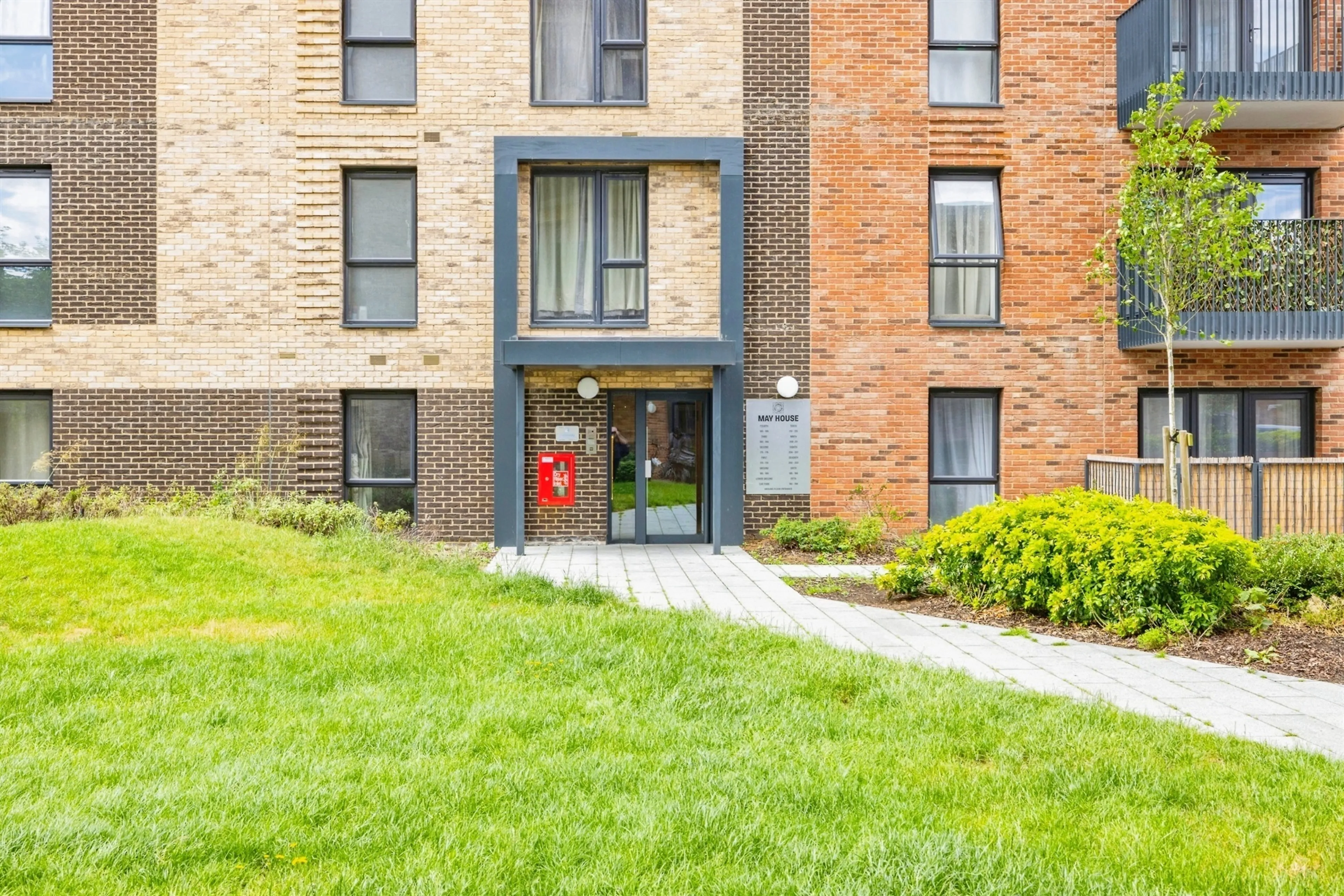 Property photo 0