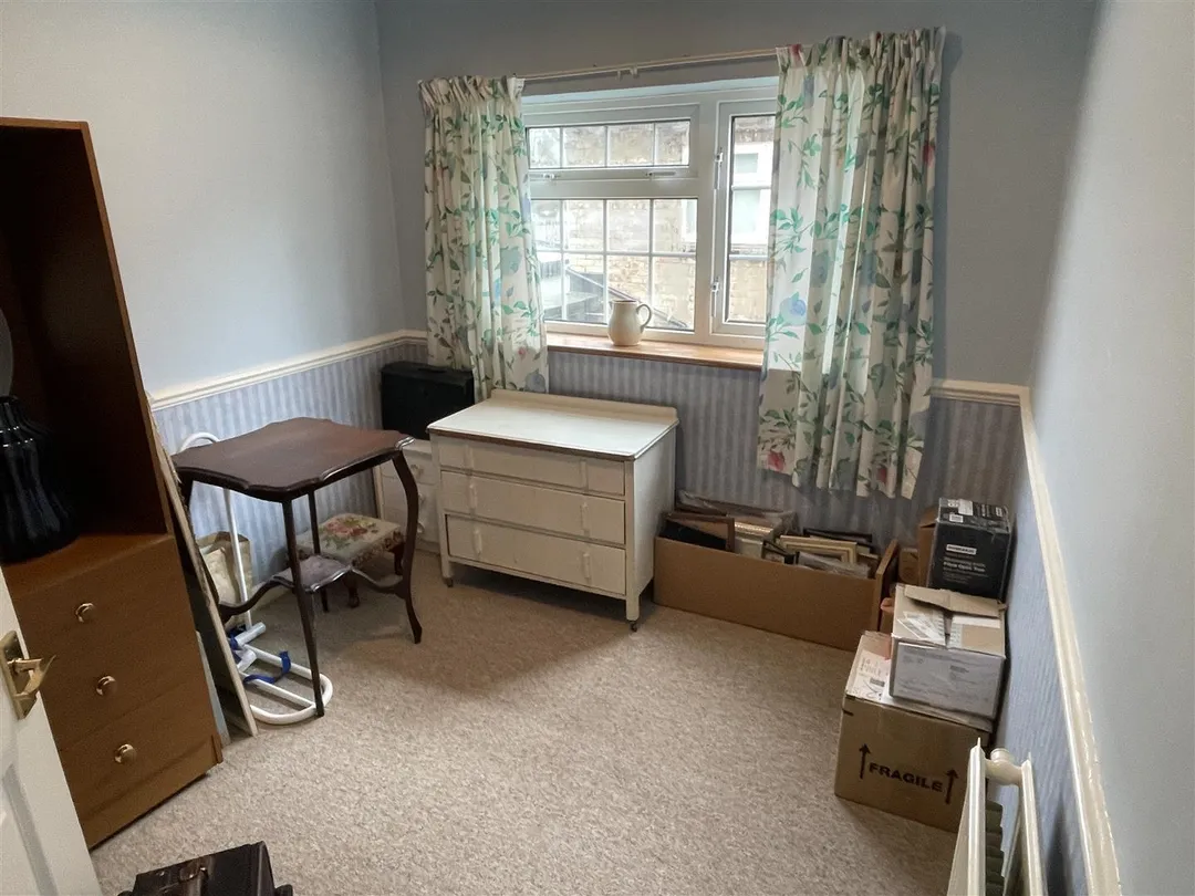https://mr0.homeflow-assets.co.uk/files/photo/image/47514/3984/_x_/QFLMgKO1iEGQAoj2E547Hw.jpg