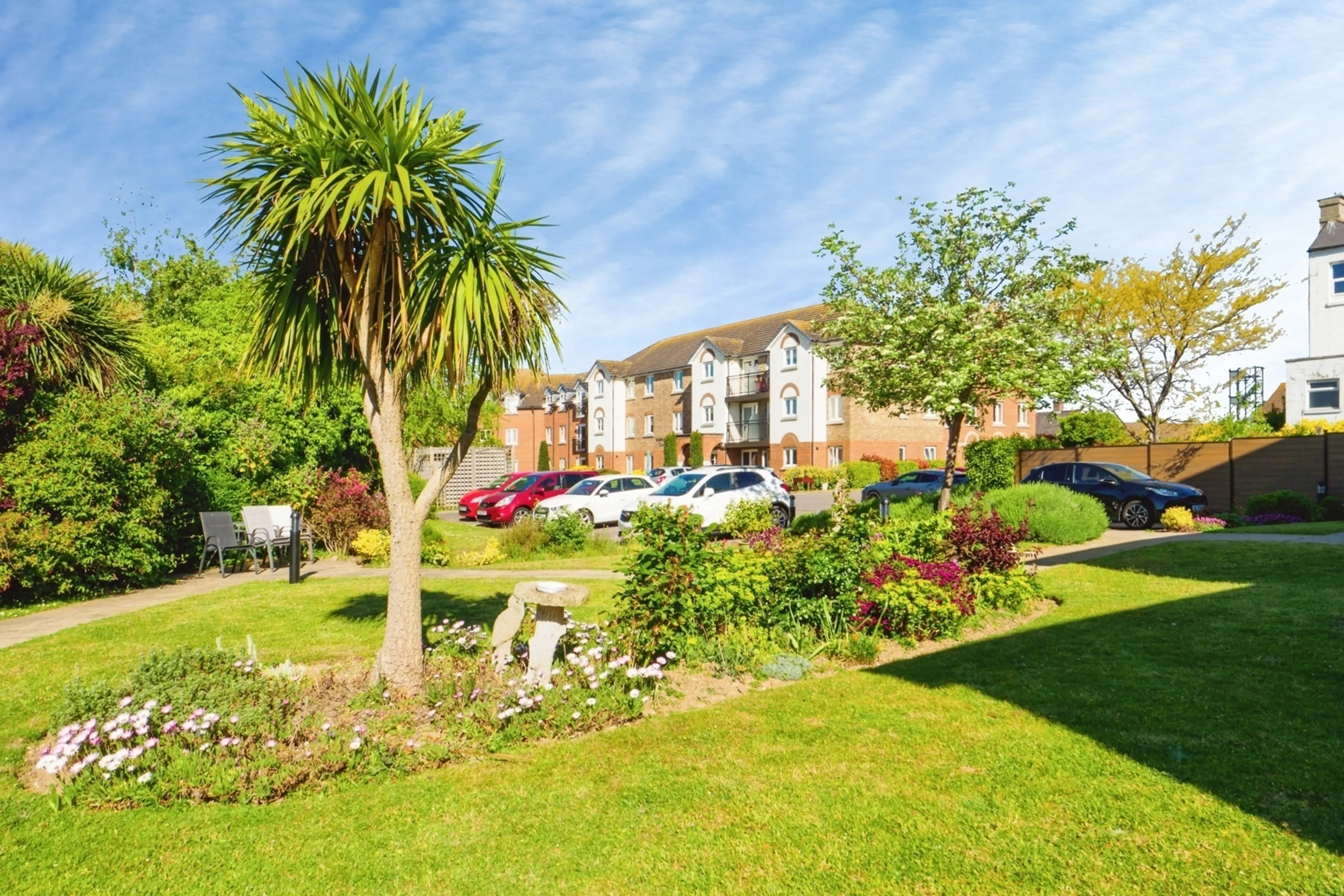 Photo 0
