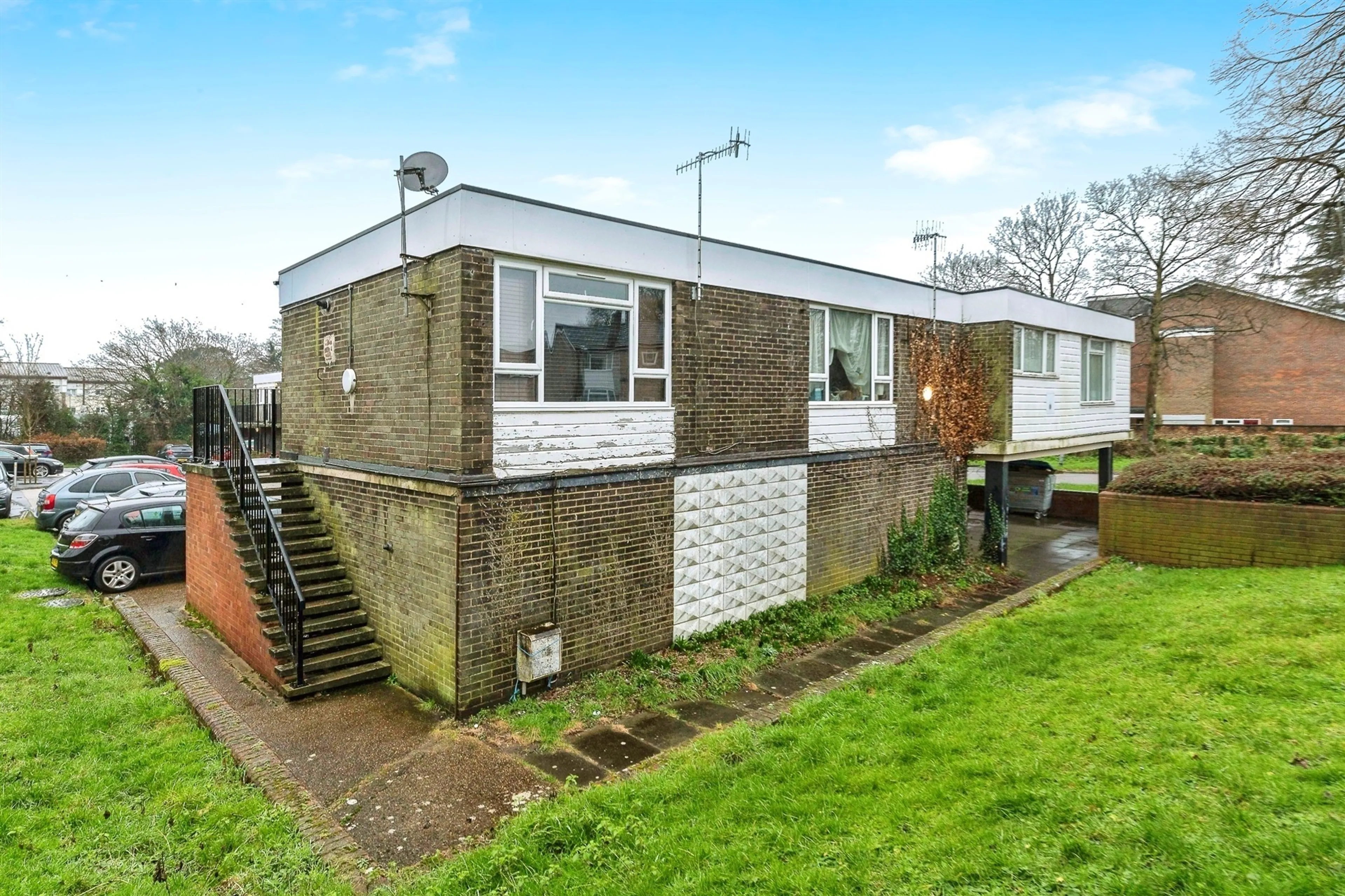 Property photo 0