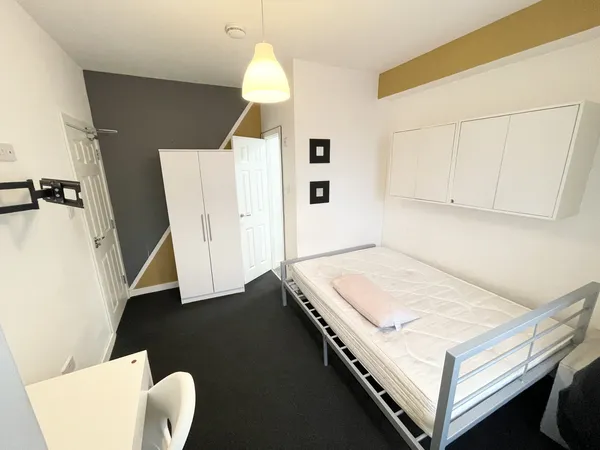 Room 1, Liverpool Road M30