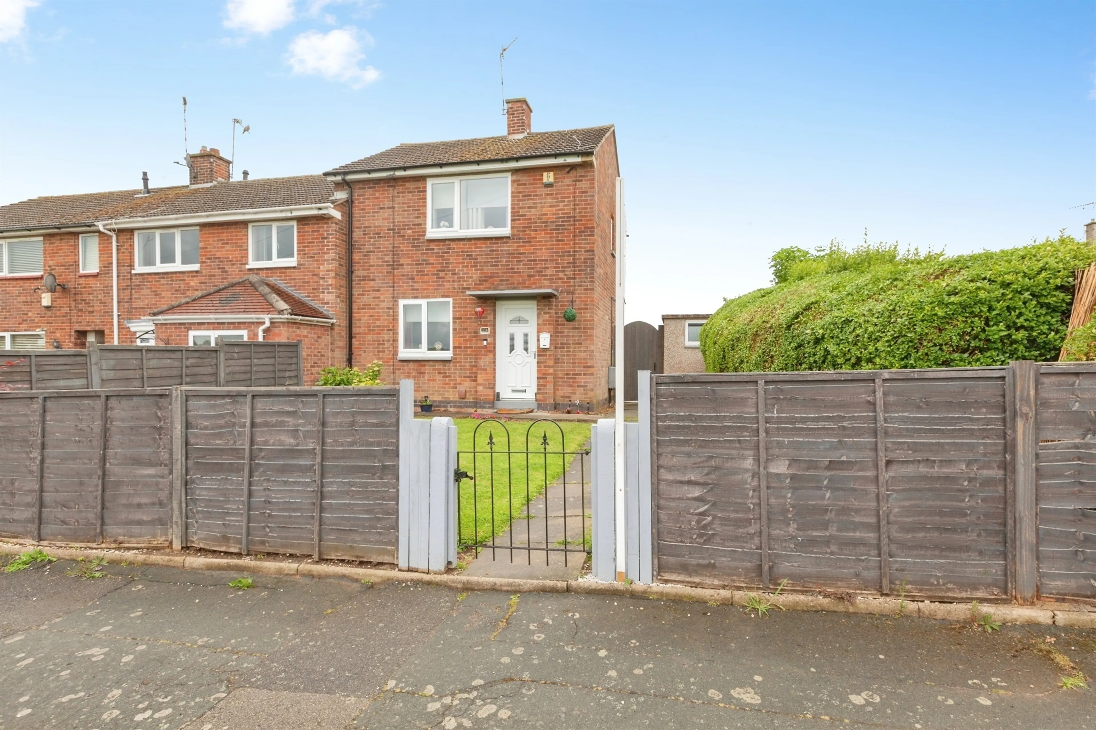 Property photo 0