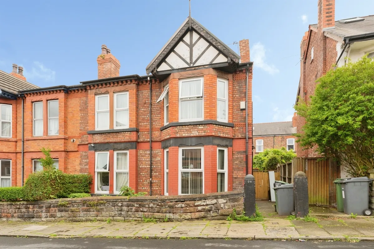 Marlborough Grove, Prenton