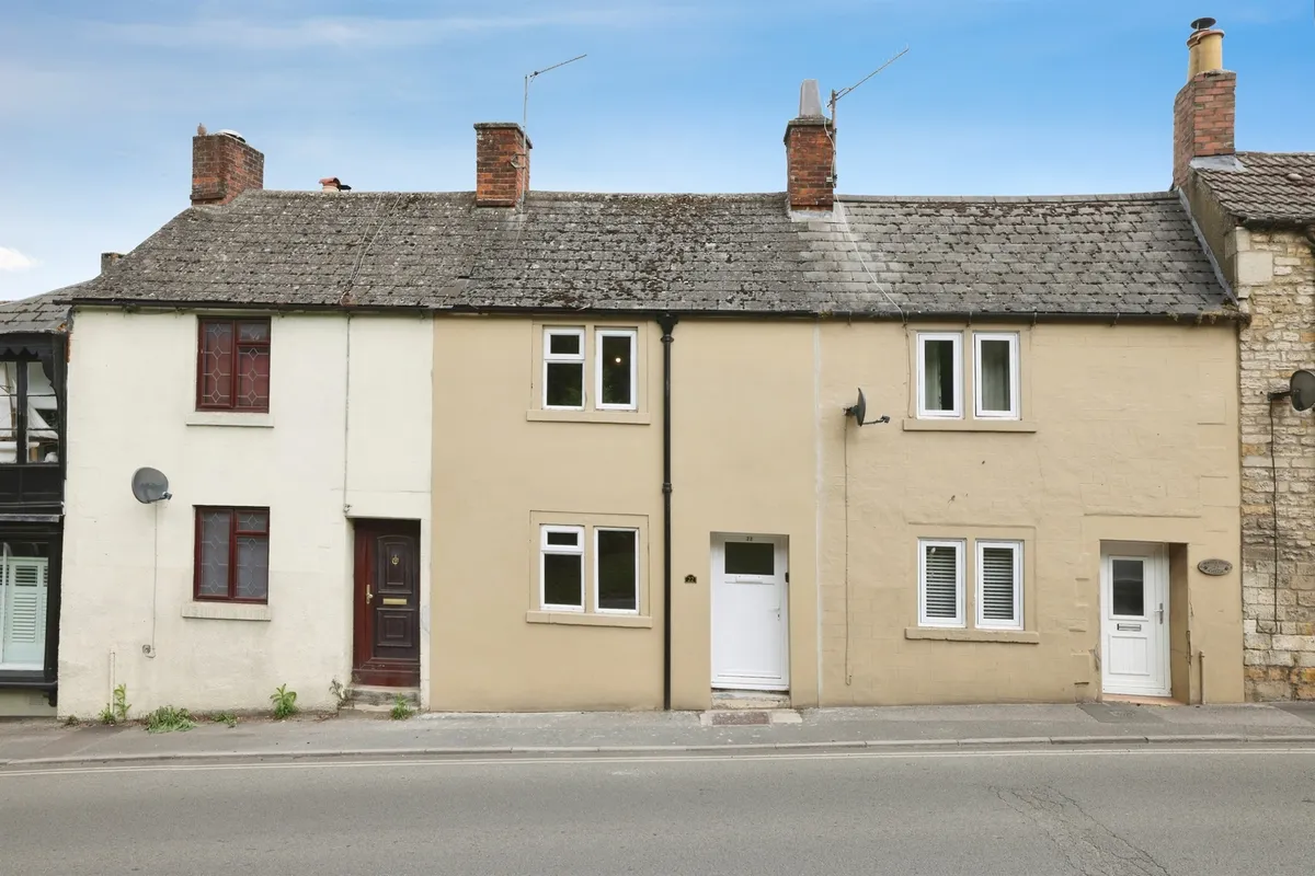New Road, Calne