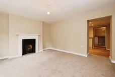 New Road, Calne