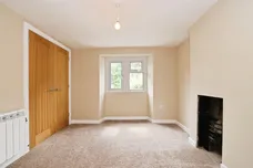 New Road, Calne