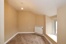 New Road, Calne