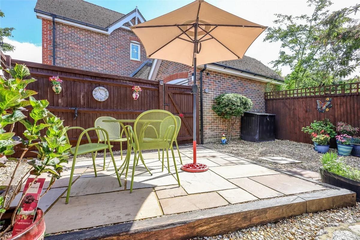Dalley Way, Liss, Hampshire, GU33