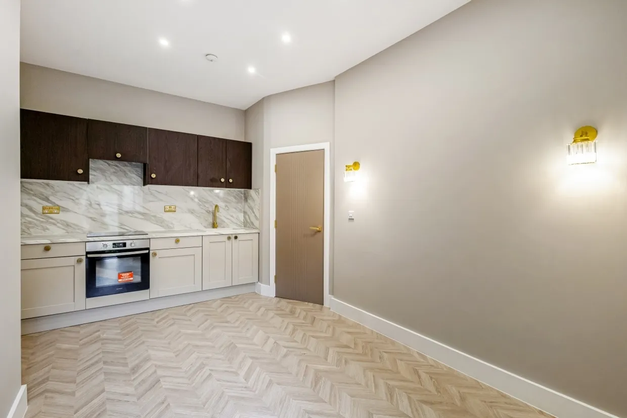 Ostade Road London SW2 photo 5