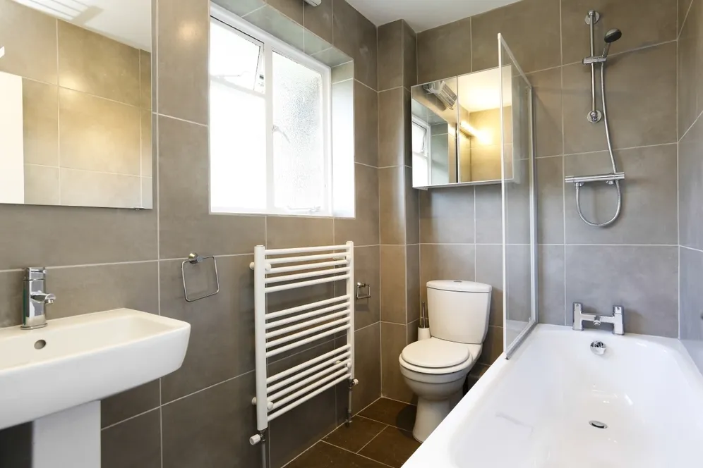 Chester Road, SW19 photo 7