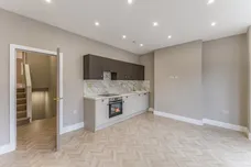 Ostade Road London SW2 photo 3