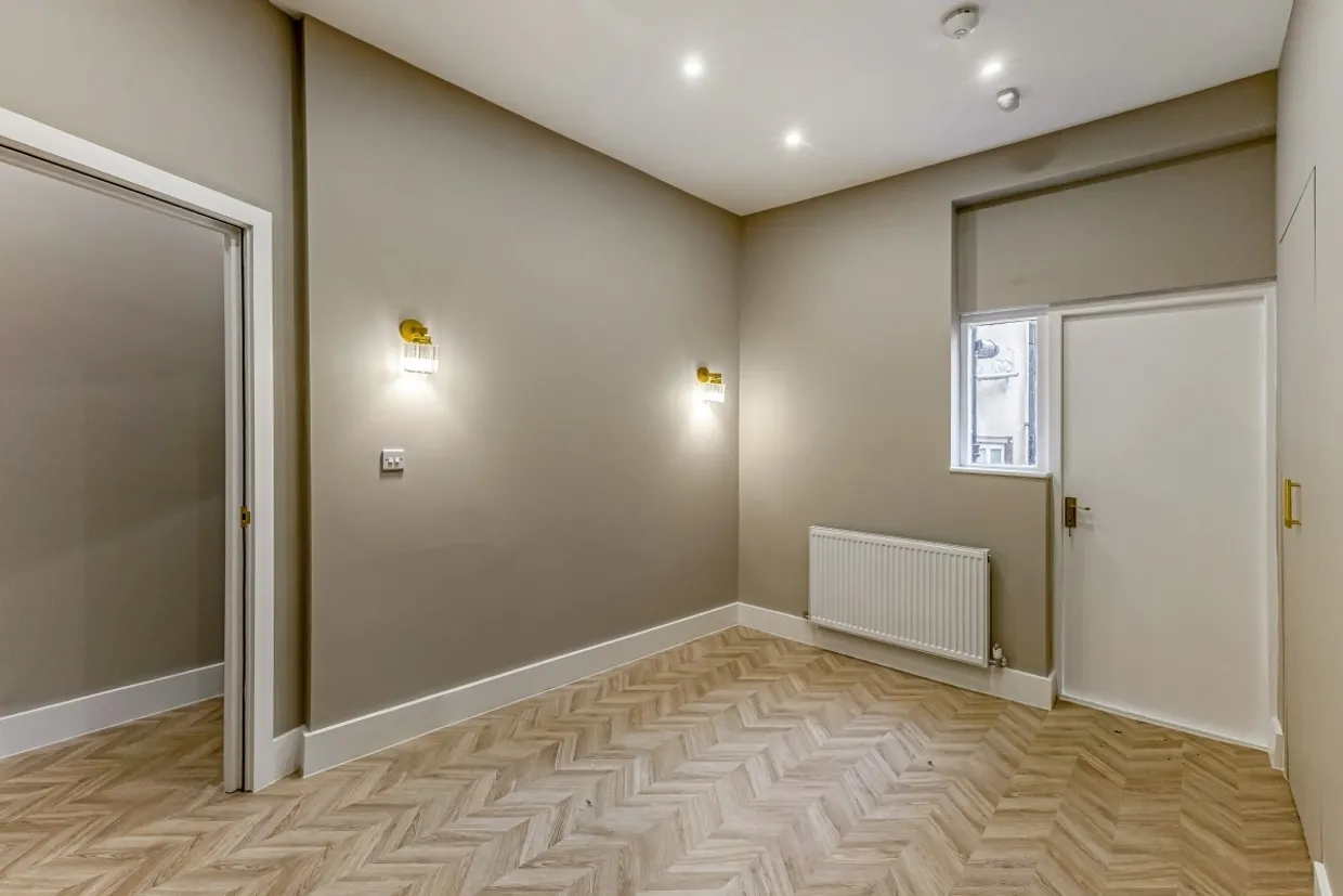 Ostade Road London SW2 photo 9