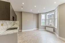 Ostade Road London SW2 photo 4