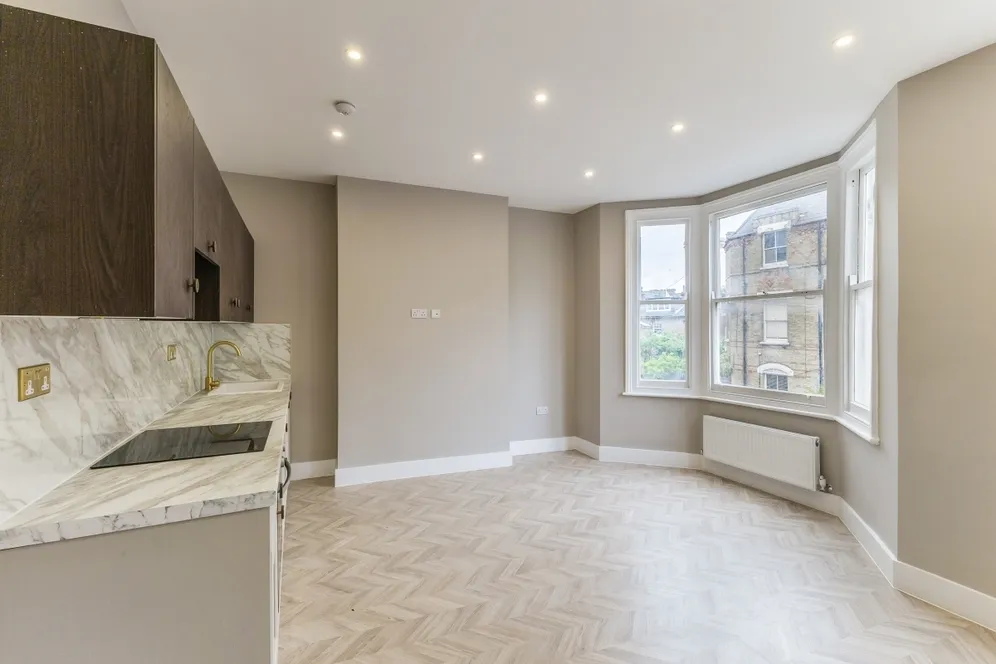 Ostade Road London SW2 photo 4